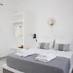 Paros King Aparthotel 3*