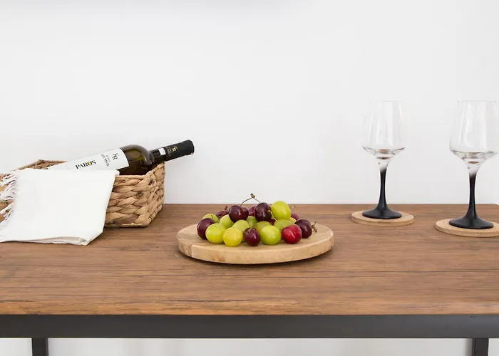 Paros King Apartmanhotel 3*