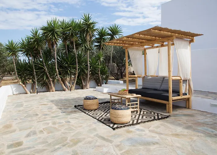 Paros King Apartmanhotel 3*