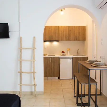 Paros King Aparthotel Alikí