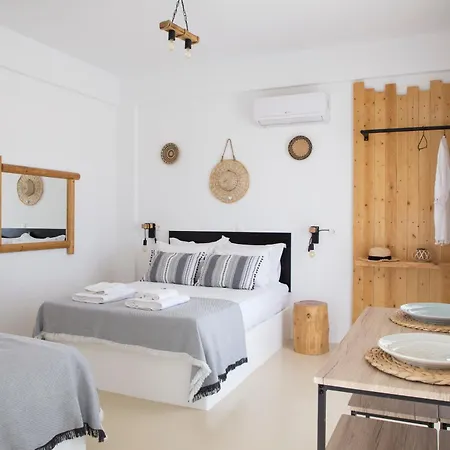 Paros King Ξενοδοχείο με διαμερίσματα 3*
