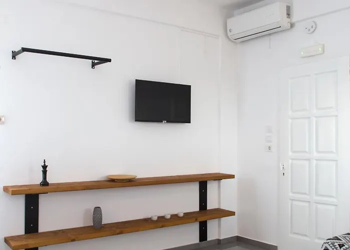 アパートホテル Paros King Alikí